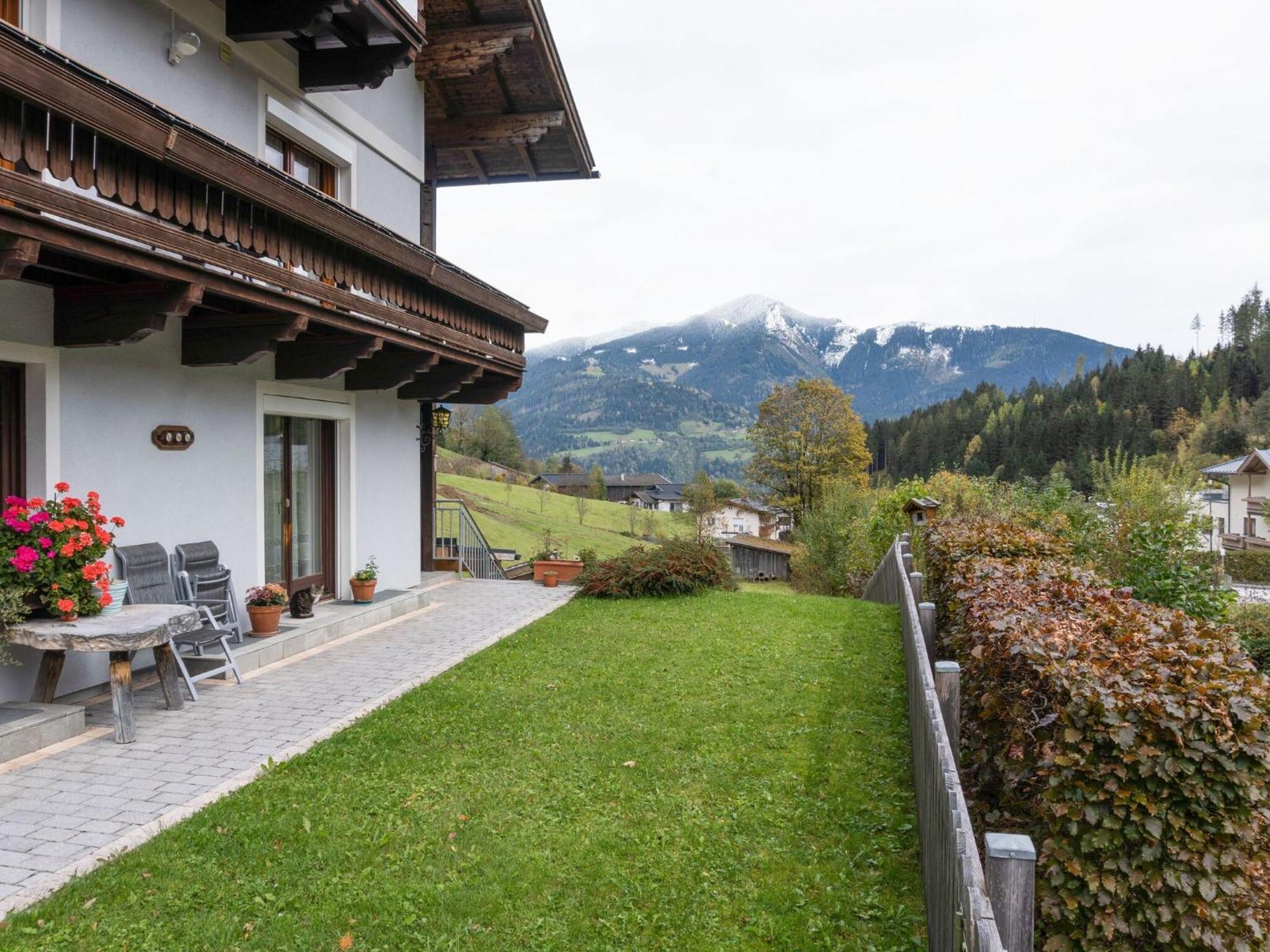 Beautiful Apartment In Zell Am See Near Ski Area Exteriör bild